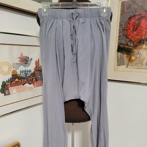 Lululemon pale blue/grey baggy pantrs Size 4